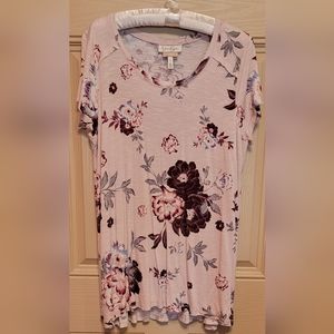 Jessica Simpson Floral Maternity/Nursing Top